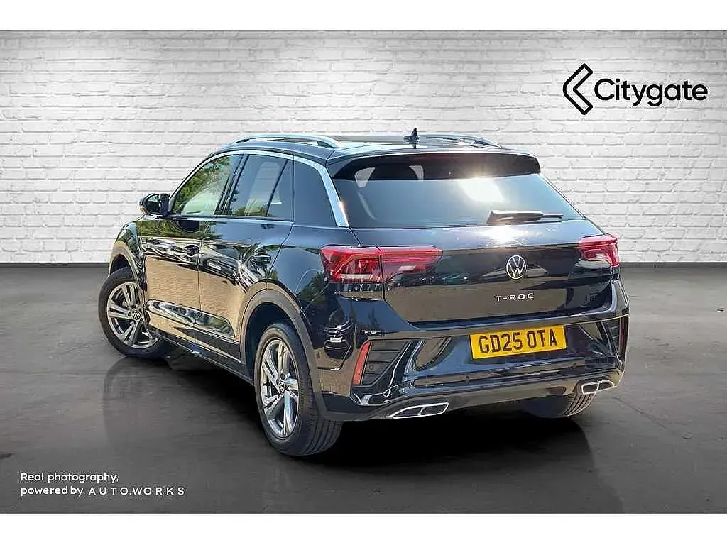 Used VW T-Roc R-line 150 HP (110 kW) 2025 Black SUV