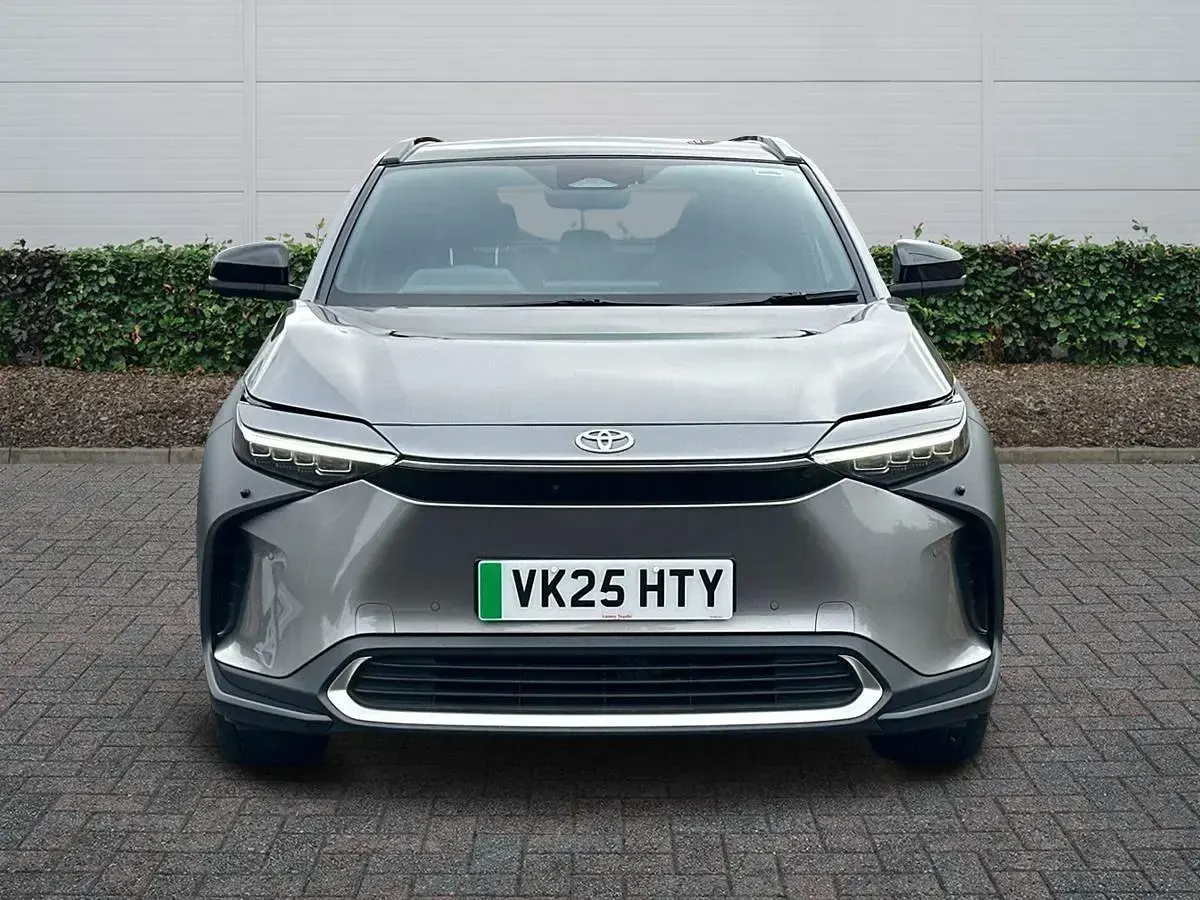 Used Toyota bZ4X 160 kW (218 HP) 2025 Grey SUV
