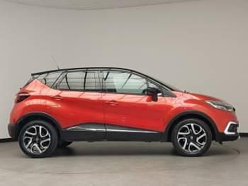 Second-hand Renault Captur Dynamique 110 CP (80 kW) 2017 Roșu SUV