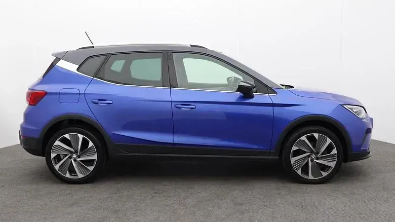 Used Seat Arona FR 2022 Blue SUV