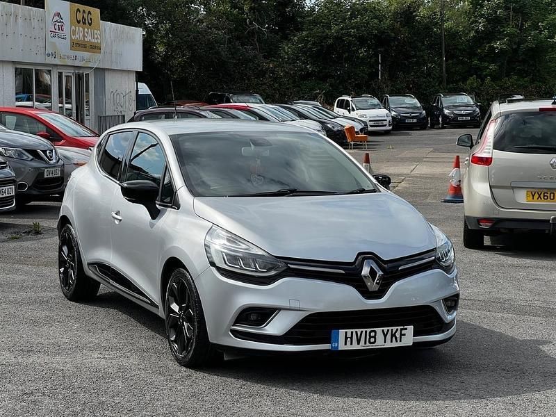 Silver Used 2018 Renault Clio IV Dynamique Hatchback | £4,995 (Super price) - Image 1/4