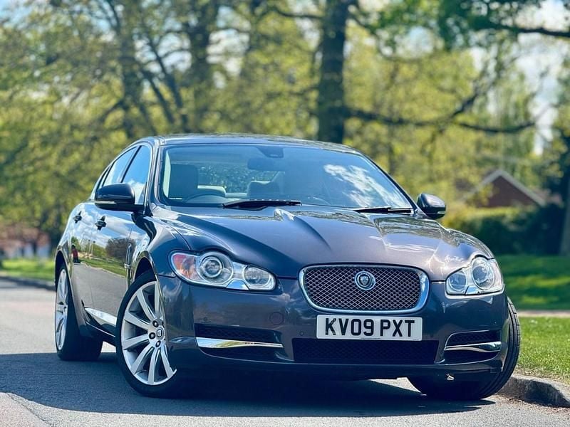 Usado Jaguar XF Premium Luxury 2009 Cinzento Sedan
