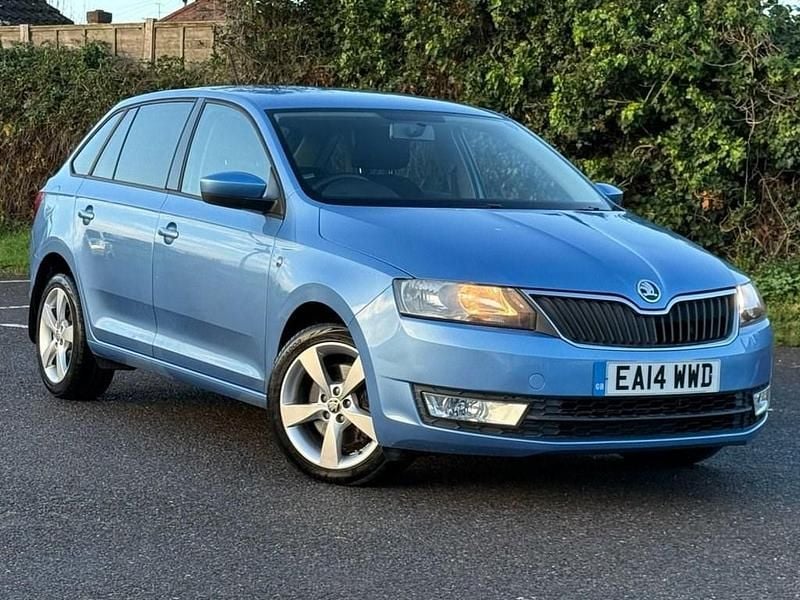 Used Skoda Rapid Elegance 122 HP (89 kW) 2014 Blue Hatchback