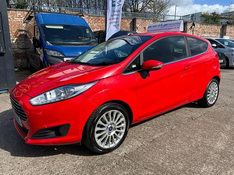 Used Ford Fiesta Titanium 2015 Red Hatchback