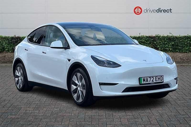 Multi coat pearl white Used 2022 Tesla Model Y Long Range SUV | £23,798 (Fair price) - Image 1/4