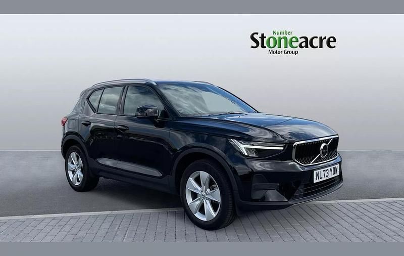 Black Used 2023 Volvo XC40 Core SUV | £27,495 (Fair price) - Image 1/4