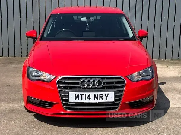 Used Audi A3 Sport 110 HP (80 kW) 2014 Red Sedan