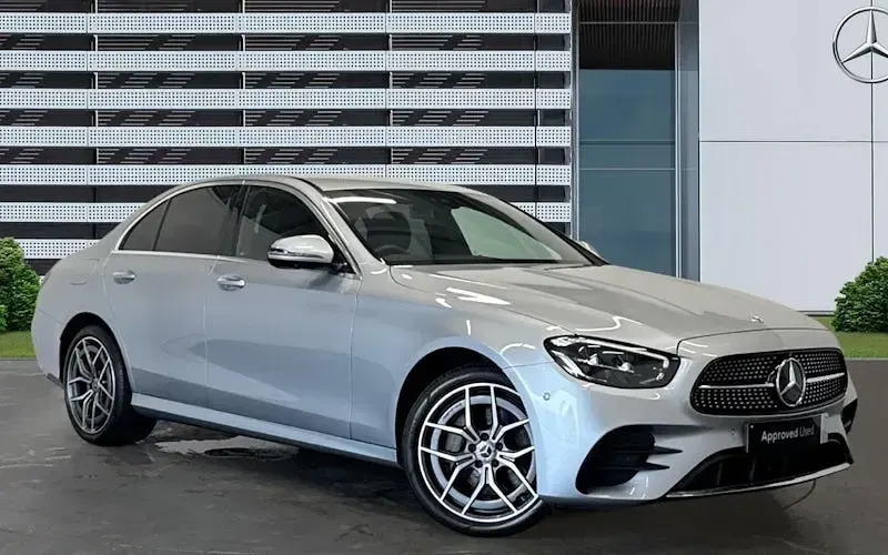 Used Mercedes E300 AMG line 265 HP (194 kW) 2022 Sedan