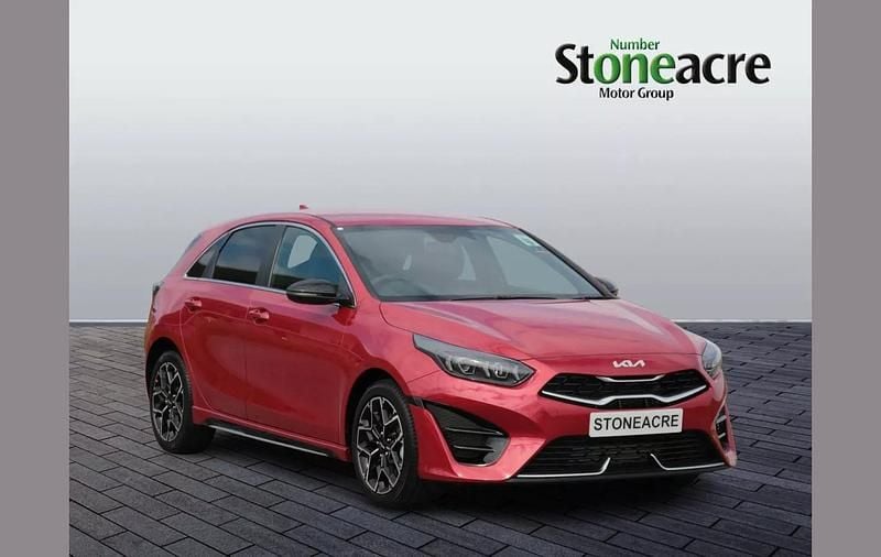 Red New 2025 Kia Ceed GT-Line Hatchback | £20,995 (Fair price) - Image 1/4