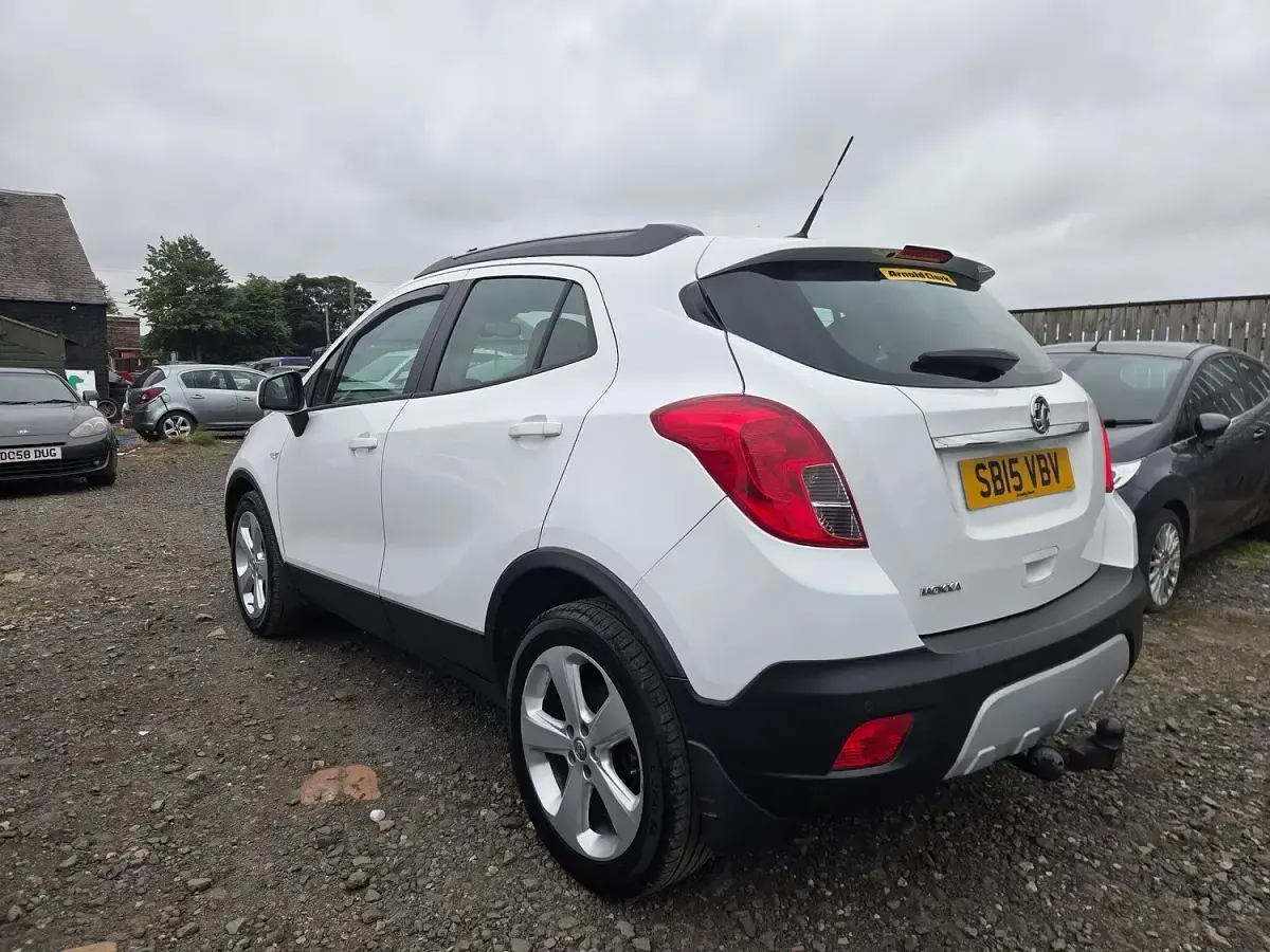 Used Vauxhall Mokka 2015 White SUV