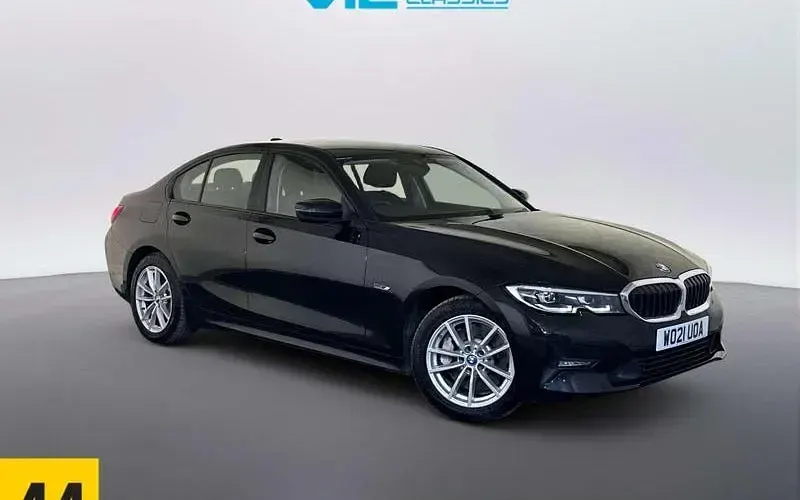 Used BMW 330e Luxury Line 292 HP (214 kW) 2021 Sedan