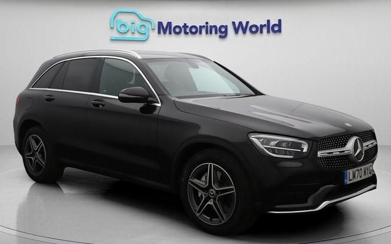 Used 2022 Mercedes GLC220 AMG line Estate | £22,800 (Good price) - Image 1/4