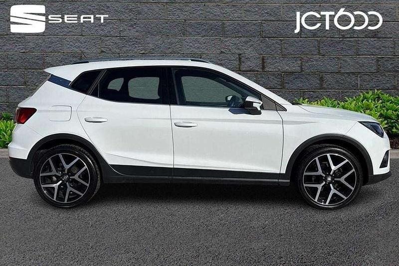 Used Seat Arona FR Sport 108 HP (79 kW) 2021 White SUV