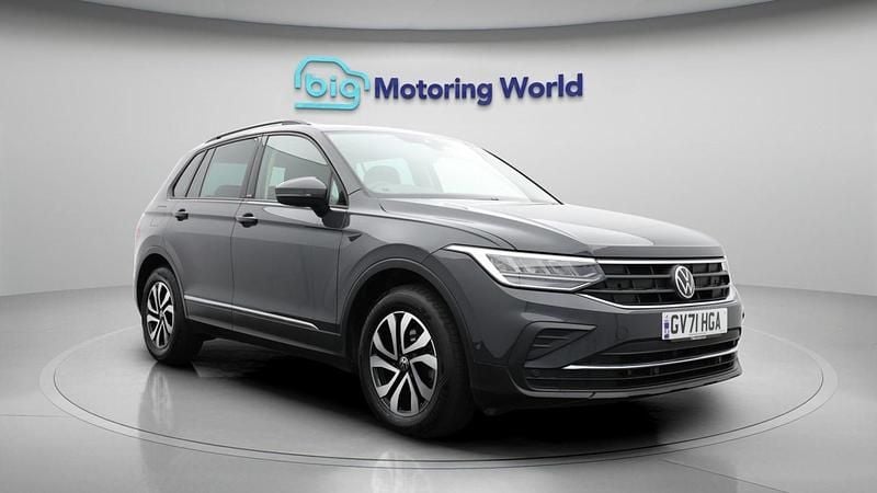 Grey Used 2022 VW Tiguan Active SUV | £18,200 (Good price) - Image 1/4