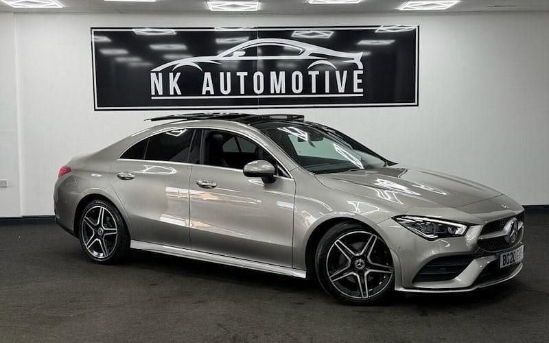 Begagnad Mercedes CLA180 AMG Line Premium Plus 136 HK (100 kW) 2022 Sedan