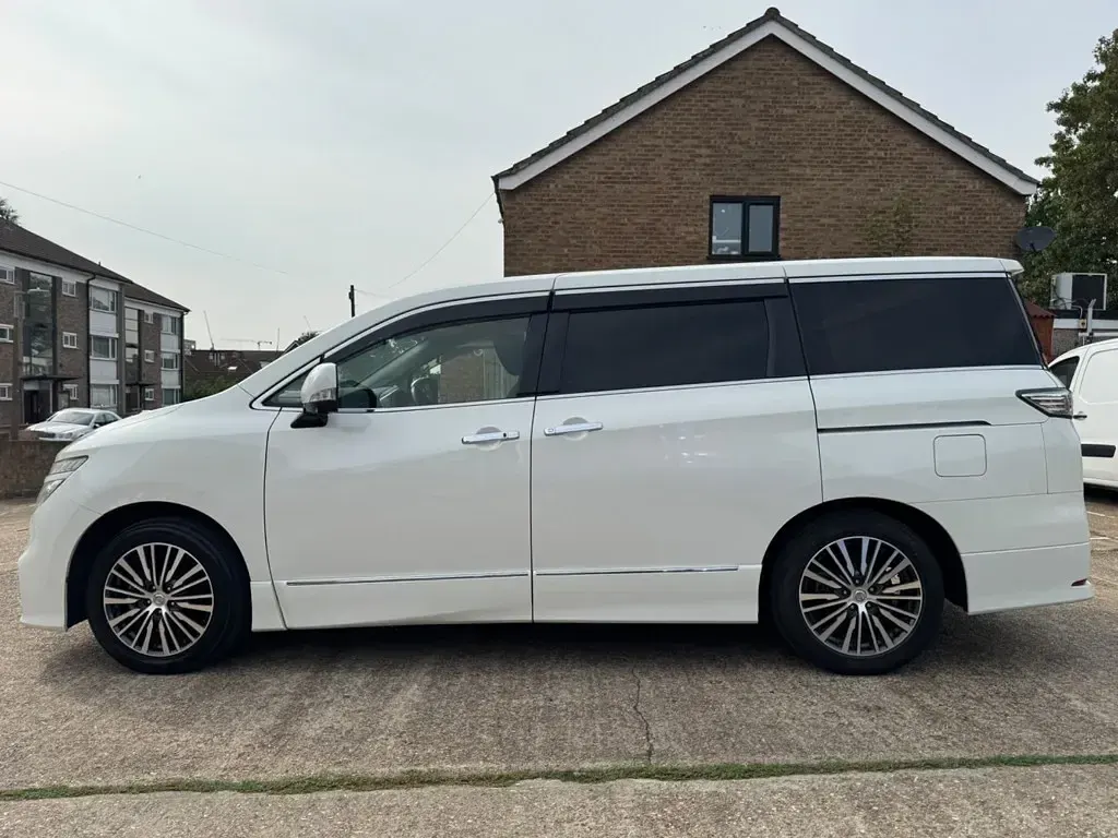 Used Nissan Elgrand 2025 MPV
