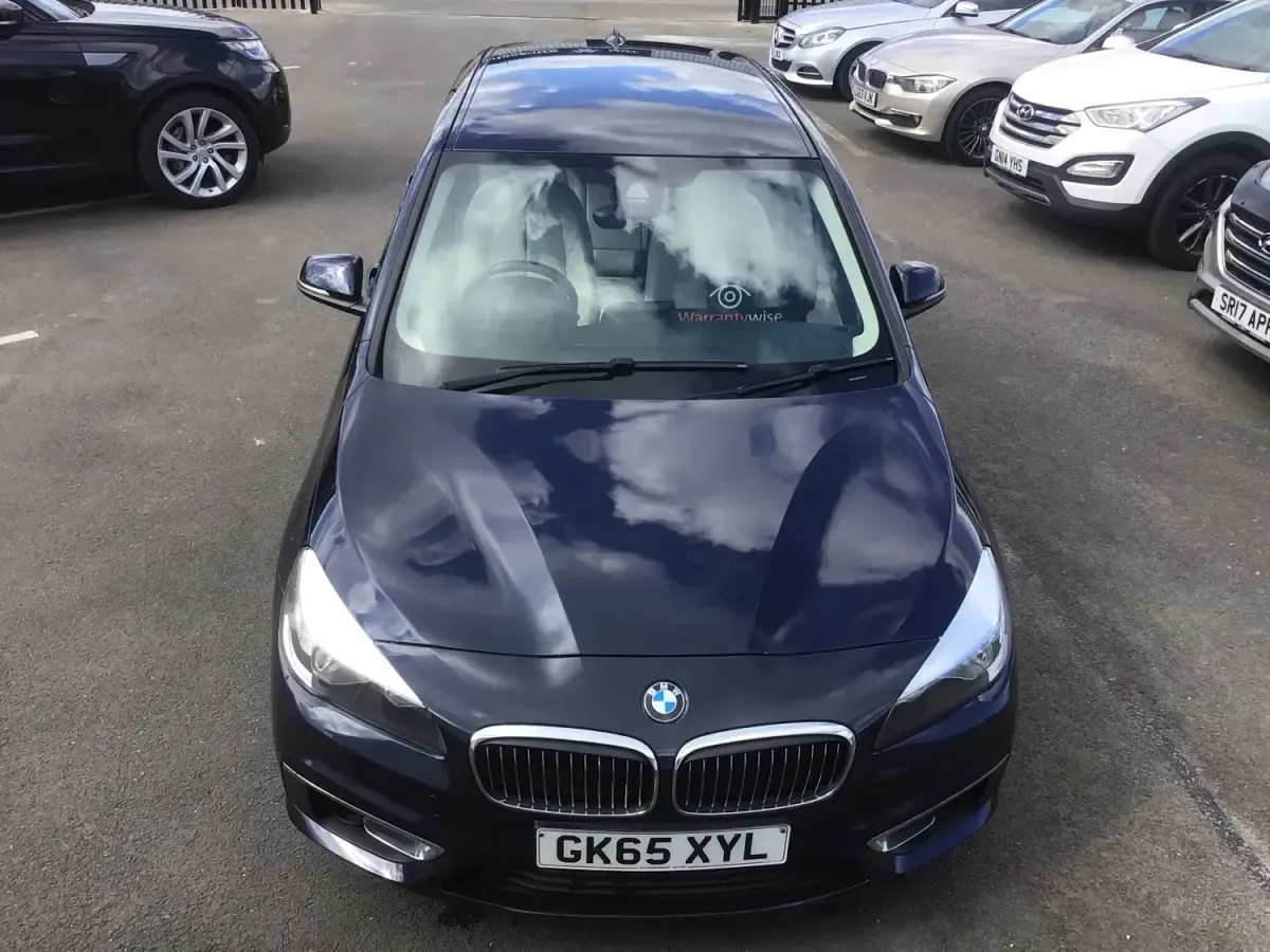 Begagnad BMW 218 Luxury Line 2015 Blå Halvkombi
