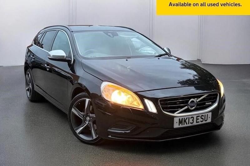 Used Volvo V60 R-Design 115 HP (84 kW) 2013 Black Estate