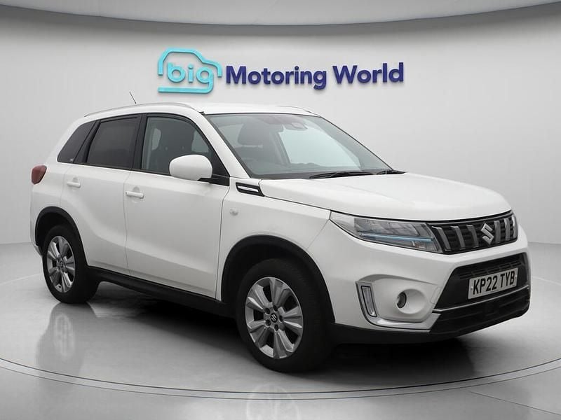 White Used 2022 Suzuki Vitara SZ-T SUV | £11,900 (Super price) - Image 1/4
