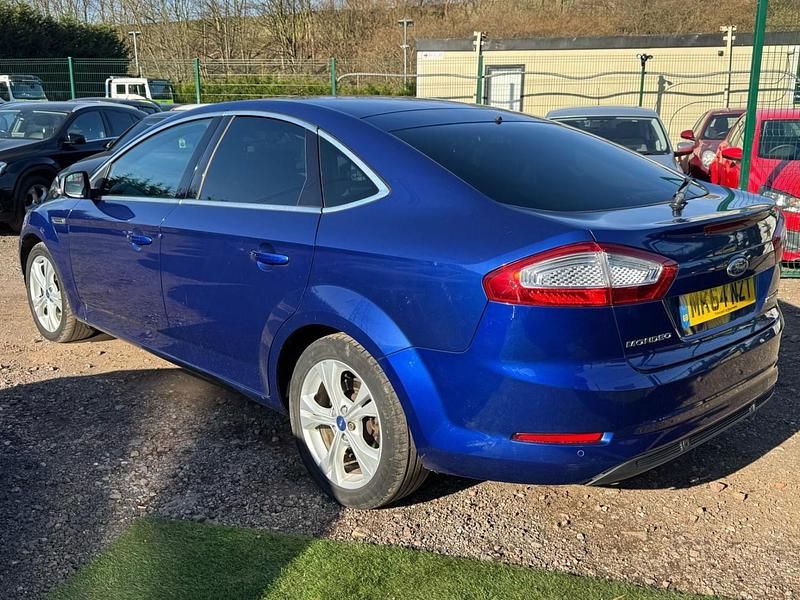Used Ford Mondeo Business Edition 163 HP (119 kW) 2014 Blue Hatchback