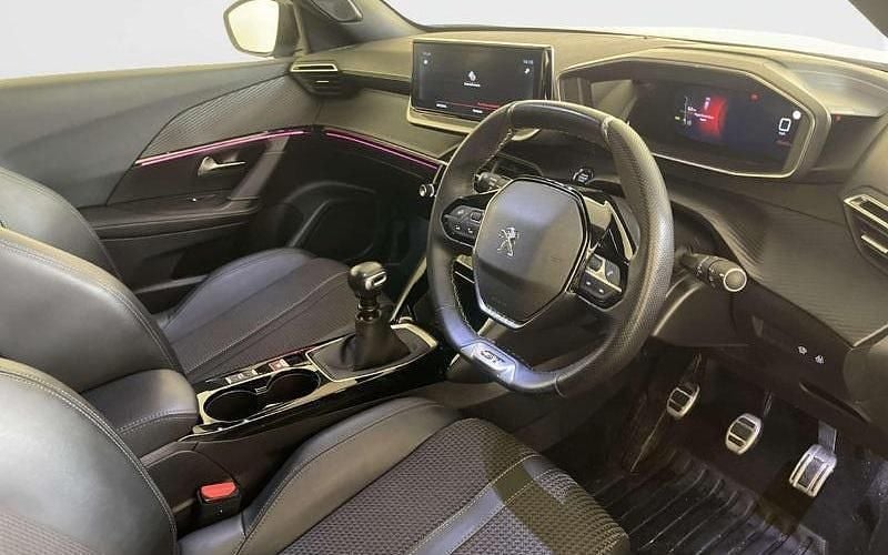 Used Peugeot 2008 GTi 131 HP (96 kW) 2023 SUV