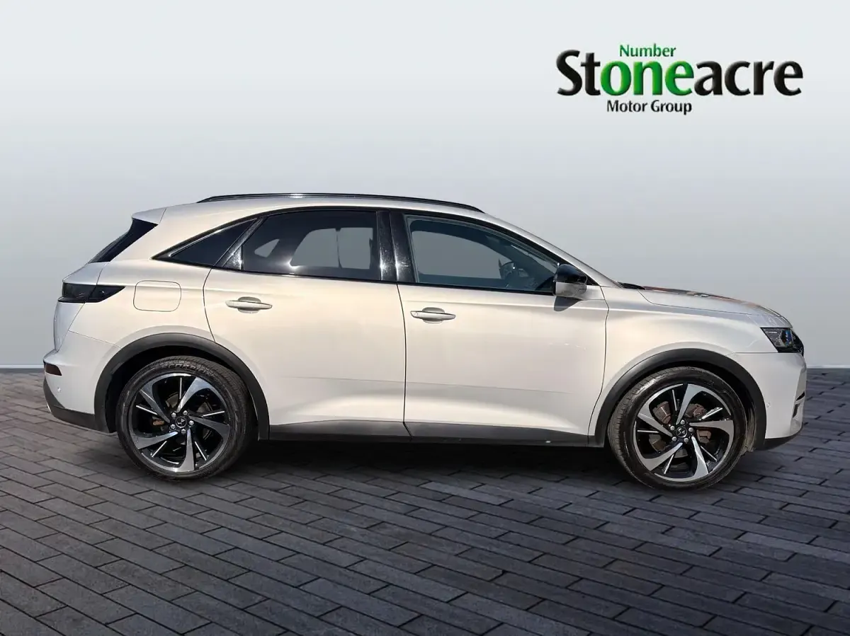 Used DS Automobiles DS7 Crossback Ultra Prestige 300 HP (220 kW) 2020 White SUV