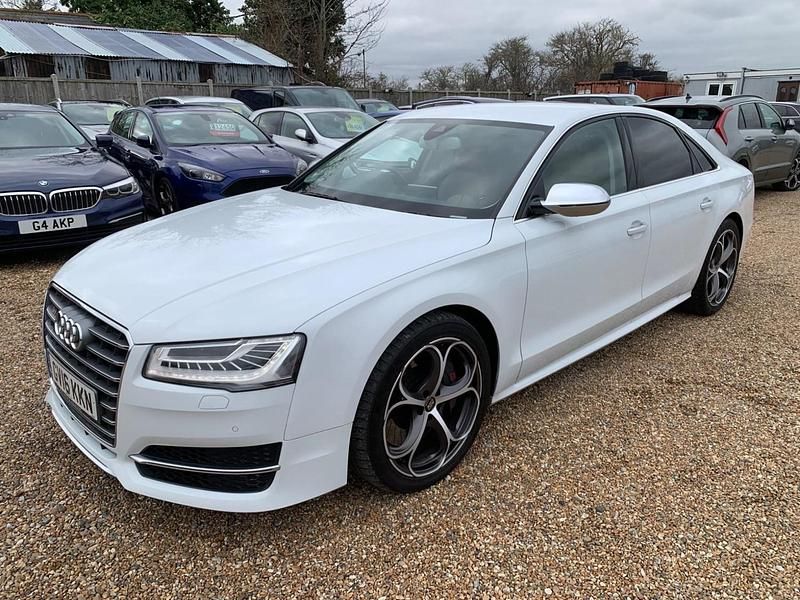 Used Audi S8 Performance 520 HP (382 kW) 2016 White Sedan