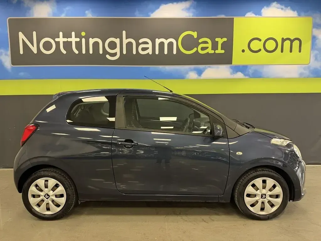 Used Citroën C1 Feel 68 HP (50 kW) 2016 Blue Hatchback