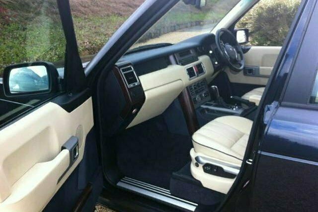 Używany Land Rover Range Rover 174 KM (127 kW) 2004 SUV