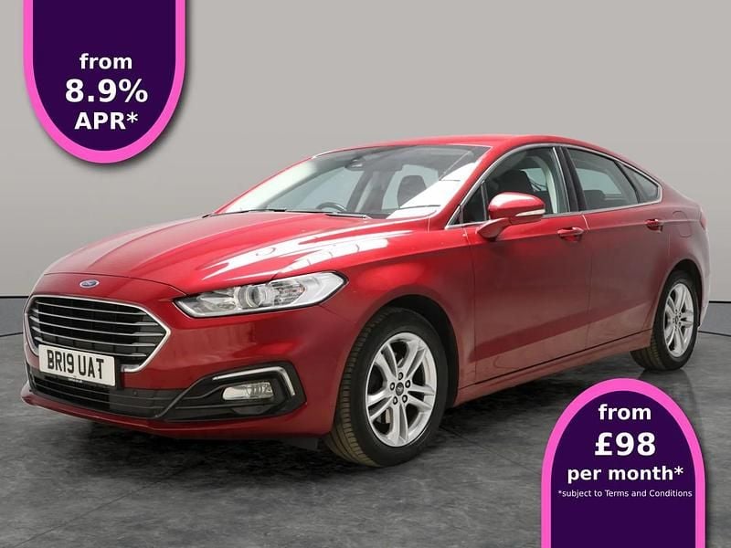 Red Used 2019 Ford Mondeo Zetec Hatchback | £8,249 (Good price) - Image 1/4