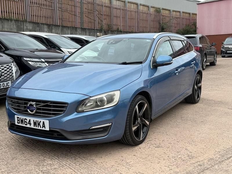 Used Volvo V60 150 HP (110 kW) 2014 Blue Estate