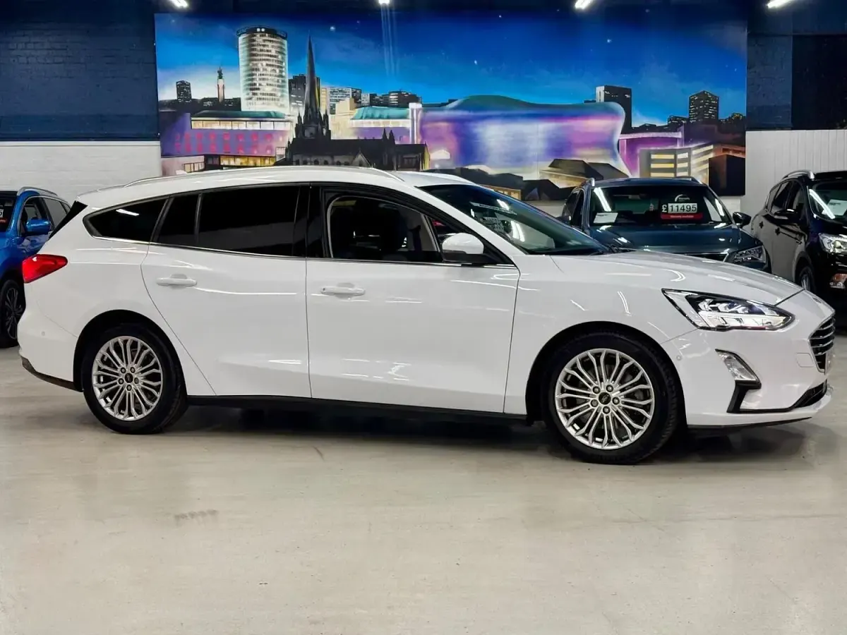 Used Ford Focus Titanium X 2019 White Estate