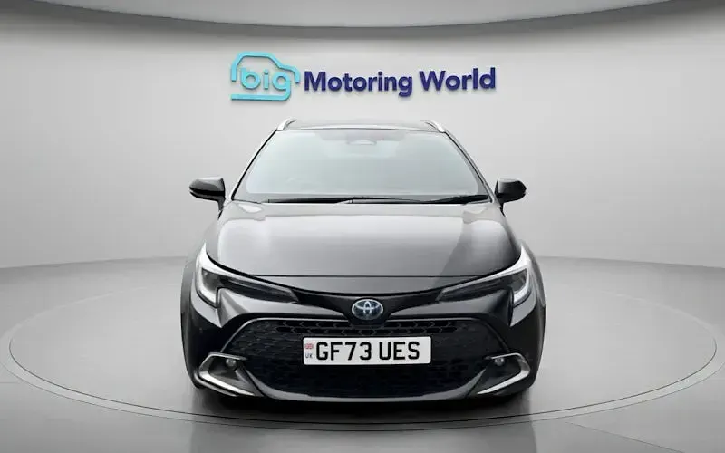 Used Toyota Corolla Design 196 HP (144 kW) 2025 Estate
