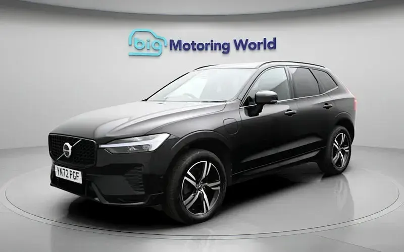 Usado Volvo XC60 Plus 340 HP (250 kW) 2021 Preto SUV