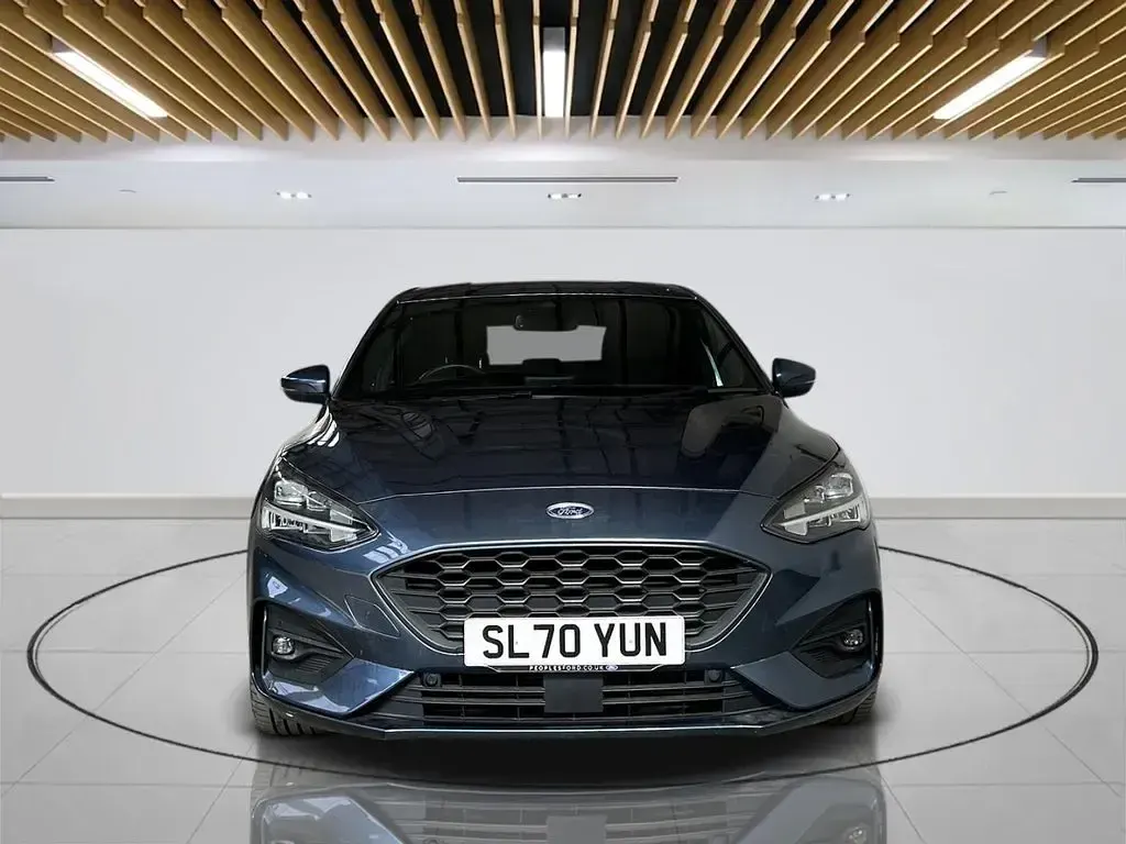 Used Ford Focus ST-Line X 155 HP (114 kW) 2020 Blue Hatchback