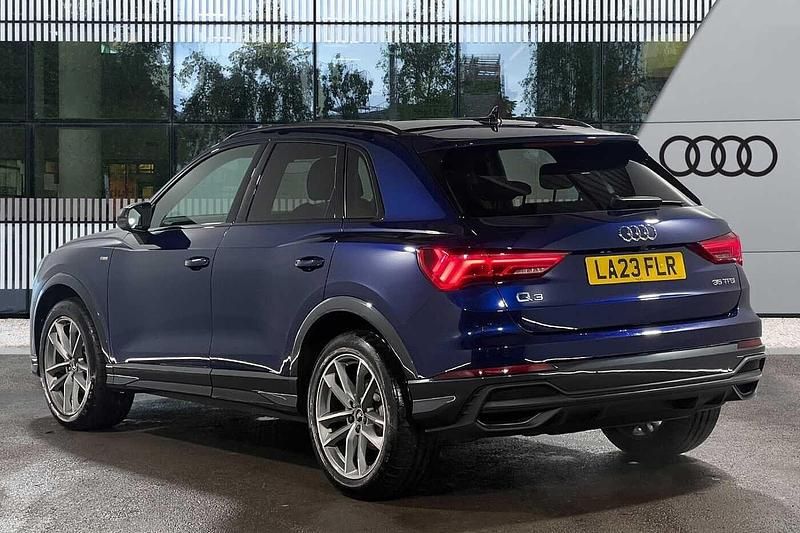 Used Audi Q3 Black Edition 150 HP (110 kW) 2023 Blue SUV