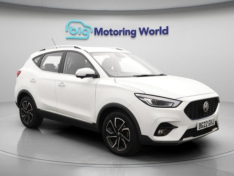 White Used 2022 MG ZS Exclusive Sedan | £14,200 (Good price) - Image 1/4