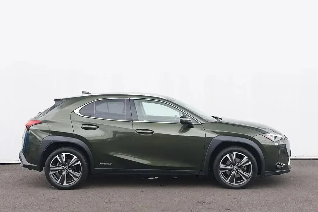 Used Lexus UX 250h 2019 Green SUV