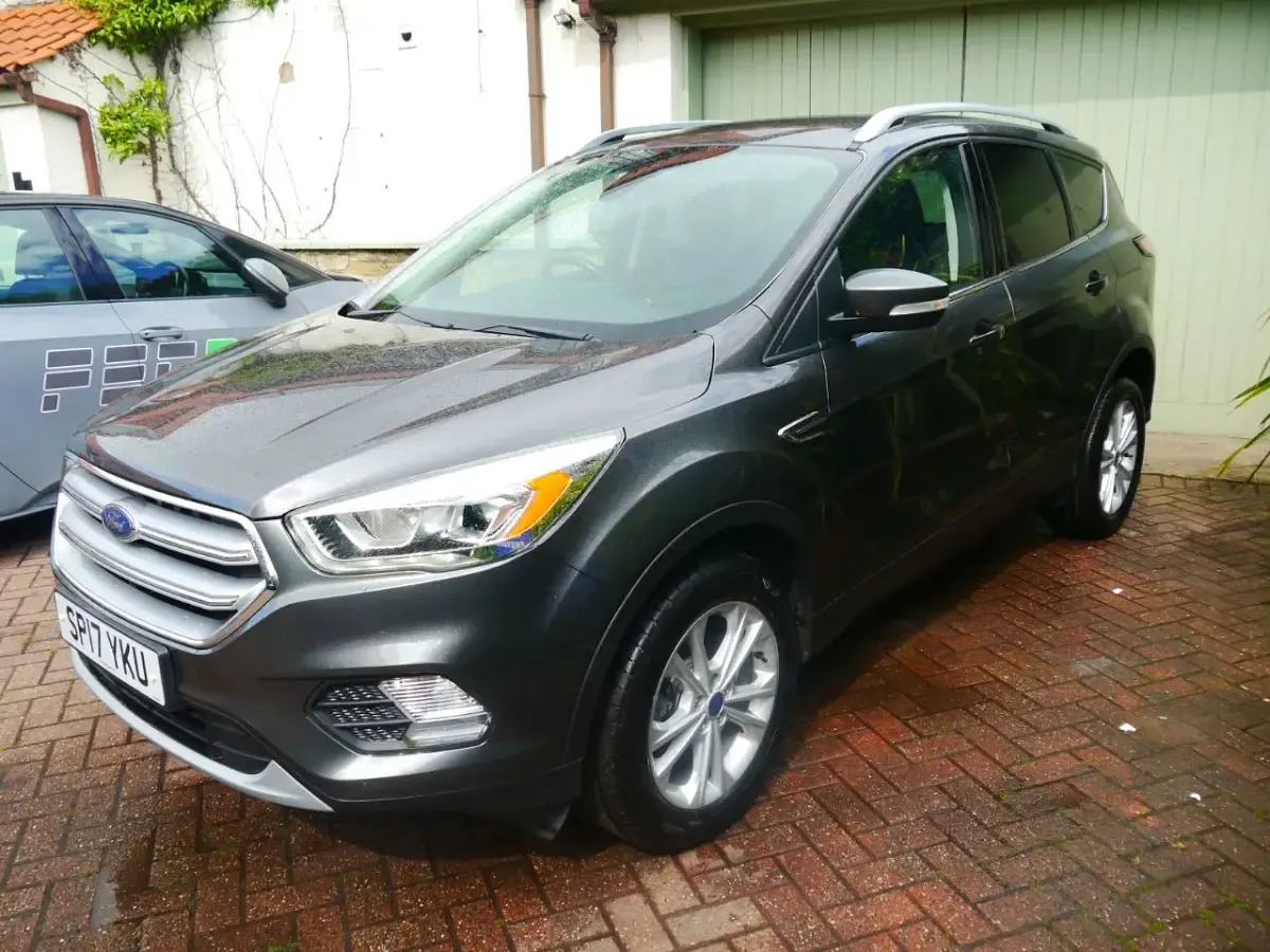 Used Ford Kuga Titanium 150 HP (110 kW) 2017 Grey SUV