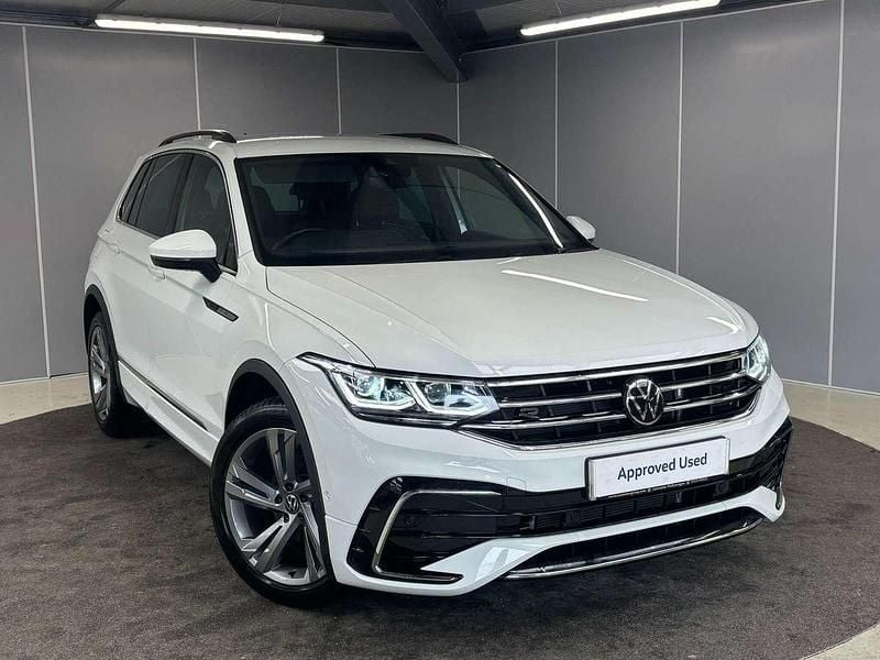 White Used 2024 VW Tiguan R-line Edition SUV | £29,795 (Fair price) - Image 1/4