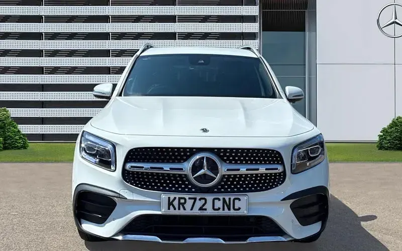 Used Mercedes GLB220 AMG Line Premium 190 HP (139 kW) 2022 White SUV