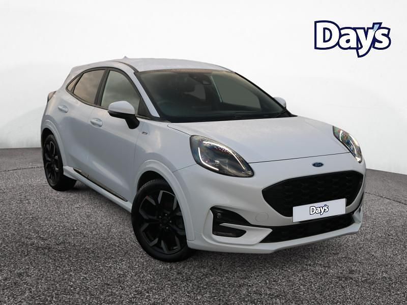 White Used 2022 Ford Puma ST-Line X Hatchback | £16,699 (Fair price) - Image 1/4