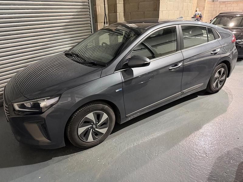Grey Used 2019 Hyundai Ioniq Premium Hatchback | £10,500 (Fair price) - Image 1/2