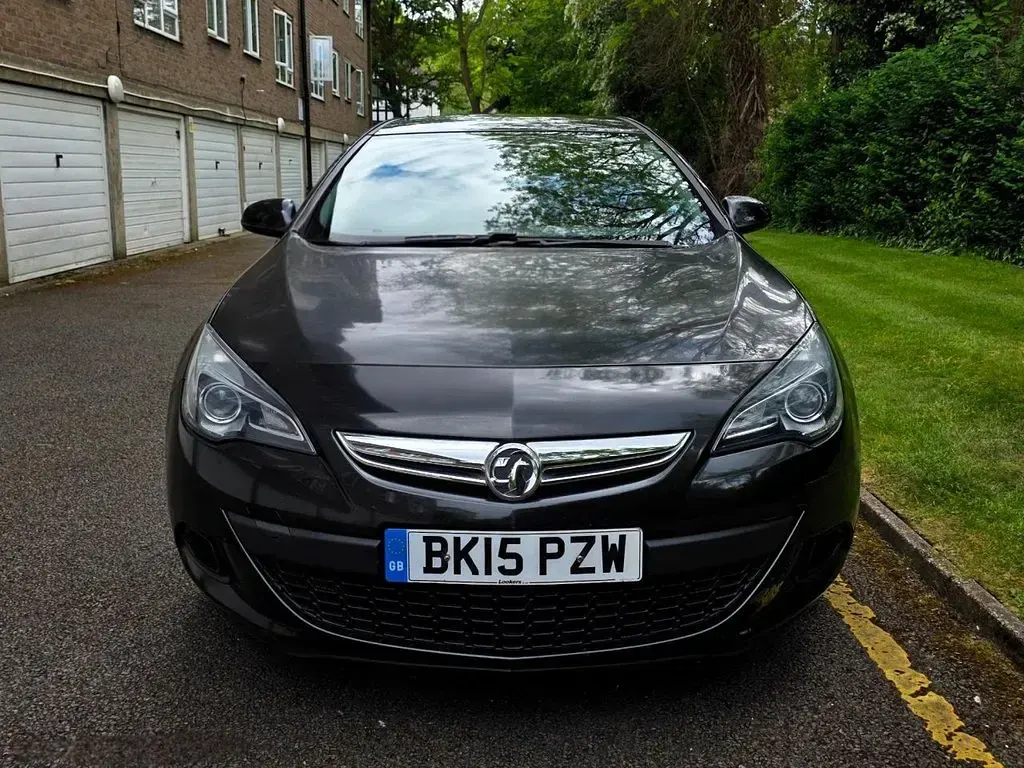 Used Vauxhall Astra GTC Sport 2015 Black Hatchback