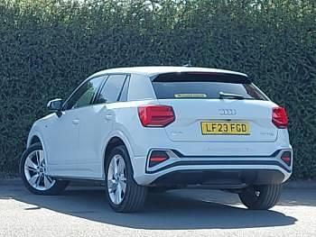 Gebraucht Audi Q2 S-Line 150 PS (110 kW) 2023 Weiß SUV