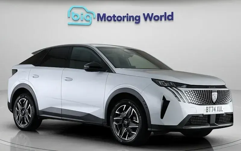 Gebraucht Peugeot 3008 Allure 136 PS (100 kW) 2025 SUV