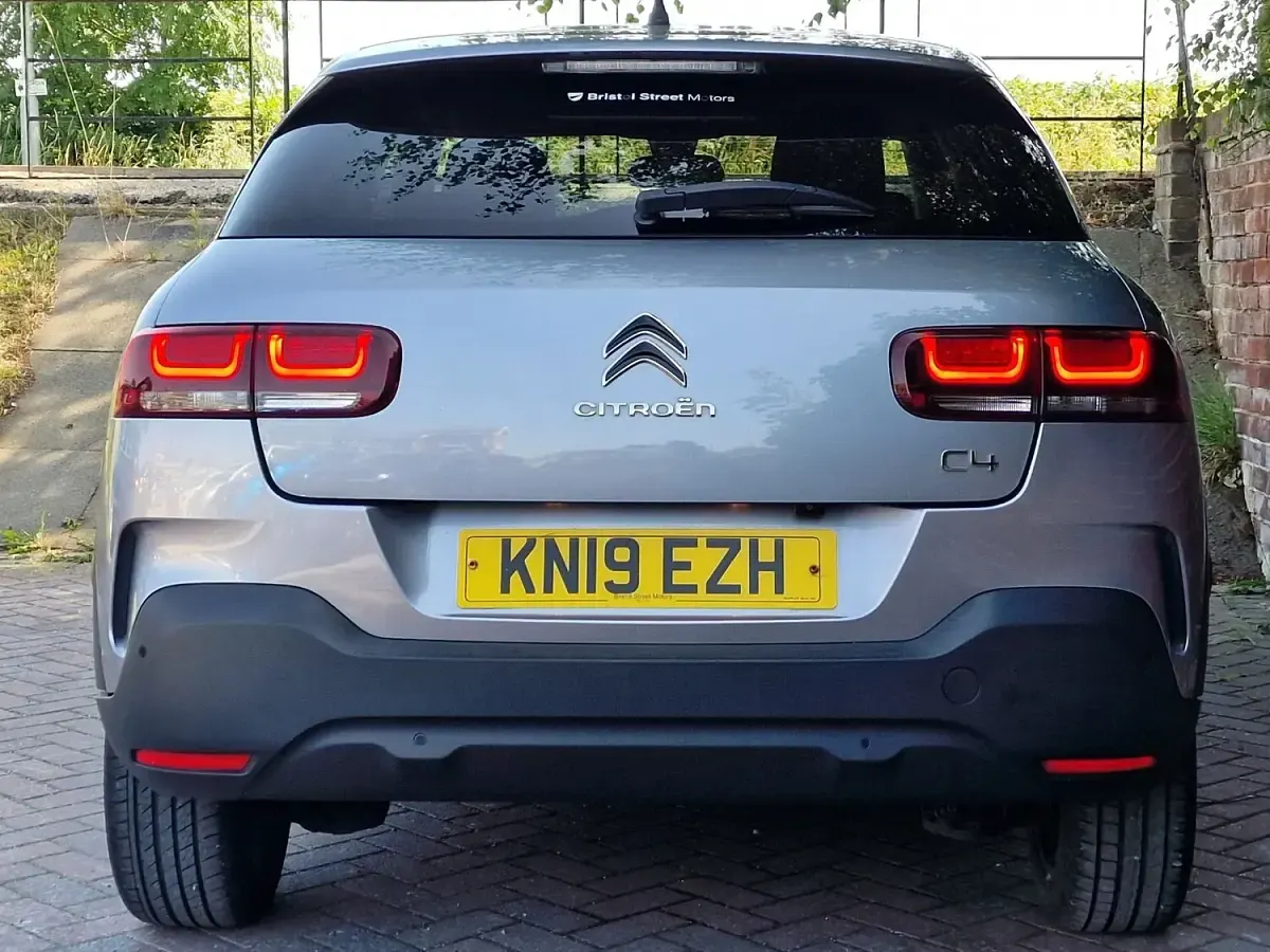 Used Citroën C4 Cactus Flair 110 HP (80 kW) 2019 Grey Hatchback