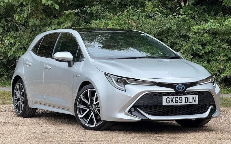 Used 2022 Toyota Corolla Hatchback | £15,995 (Good price) - Image 1/4