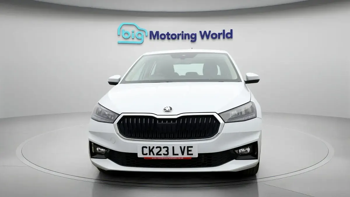 Used Skoda Fabia Comfort 95 HP (69 kW) 2023 White Hatchback