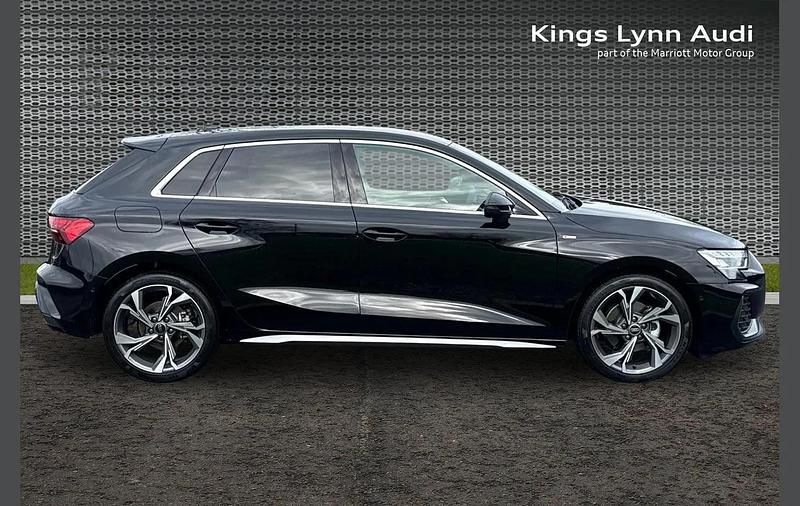 New Audi A3 S-Line 147 HP (108 kW) 2025 Other Hatchback